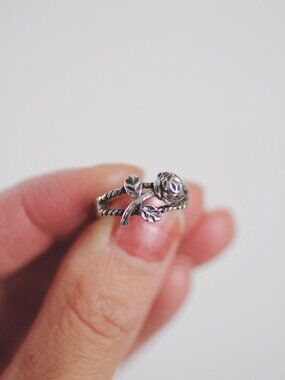 Vintage Sterling Silver Carved Rose Flower Ring